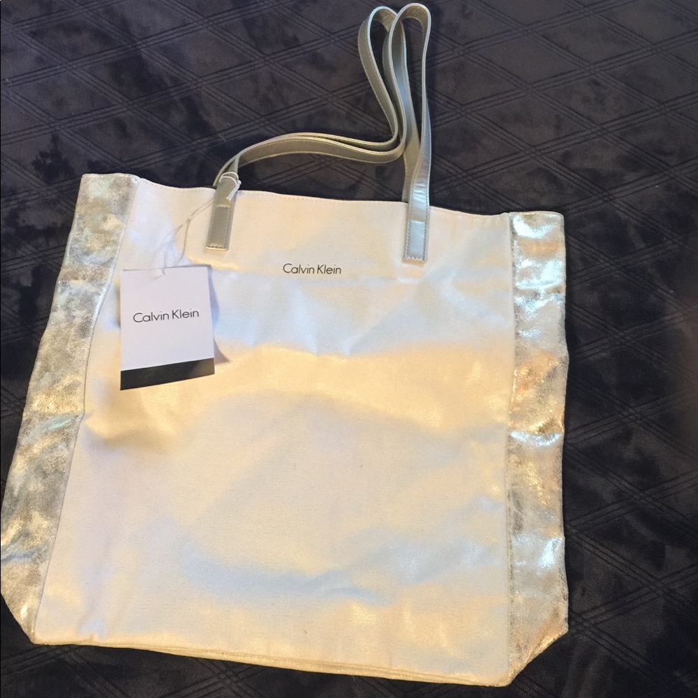 Calvin Klein Large Tote 👜